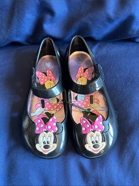 Disney Minnie Mouse Black and Pink Mary Jane Kids Shoes